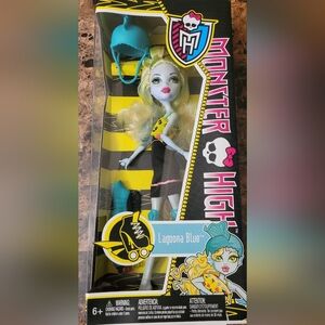 G1 Monster High Skulltimate Roller Maze Lagoona Blue Nib